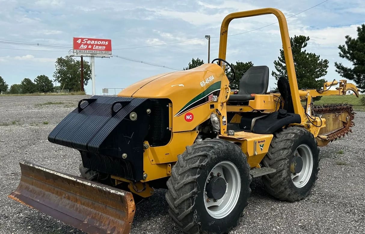 2015 Vermeer RTX 750 trencher listing photo