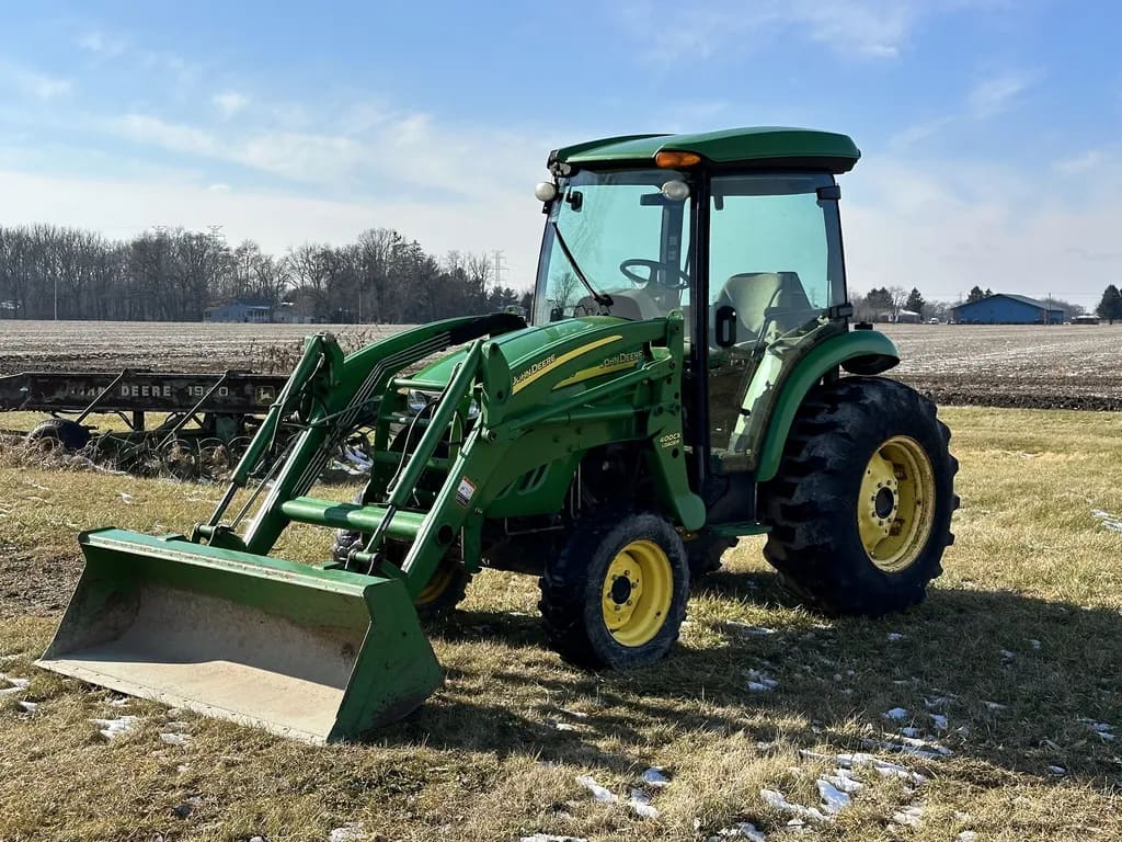 2007 John Deere 4520 listing photo