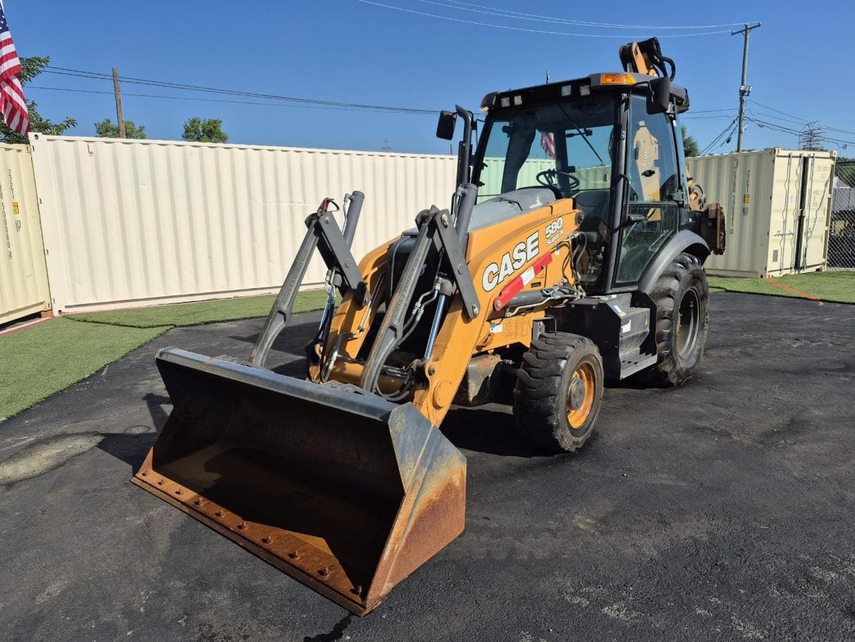 2018 CASE 580SN BACKHOE listing photo — photo 1 of 18