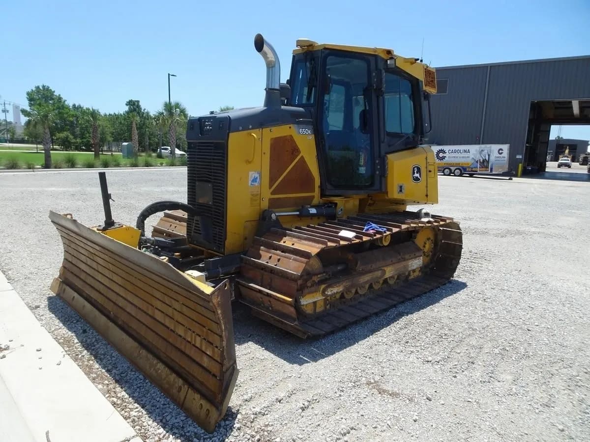 2016 DEERE 650K LGP listing photo — photo 1 of 27