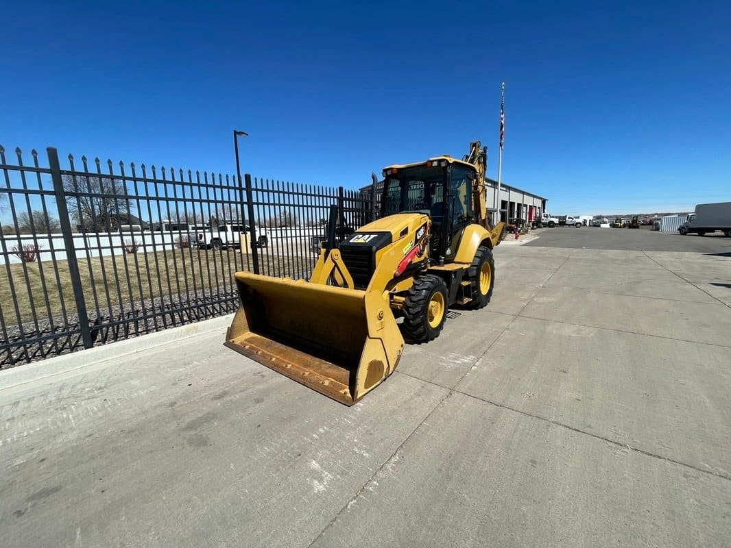 2015 Caterpillar 430F2 Backhoe Loader listing photo