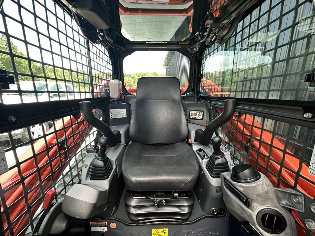 2016 Kubota SVL75-2 Track Skid Steers | Caterpillar Waco Equipment ...