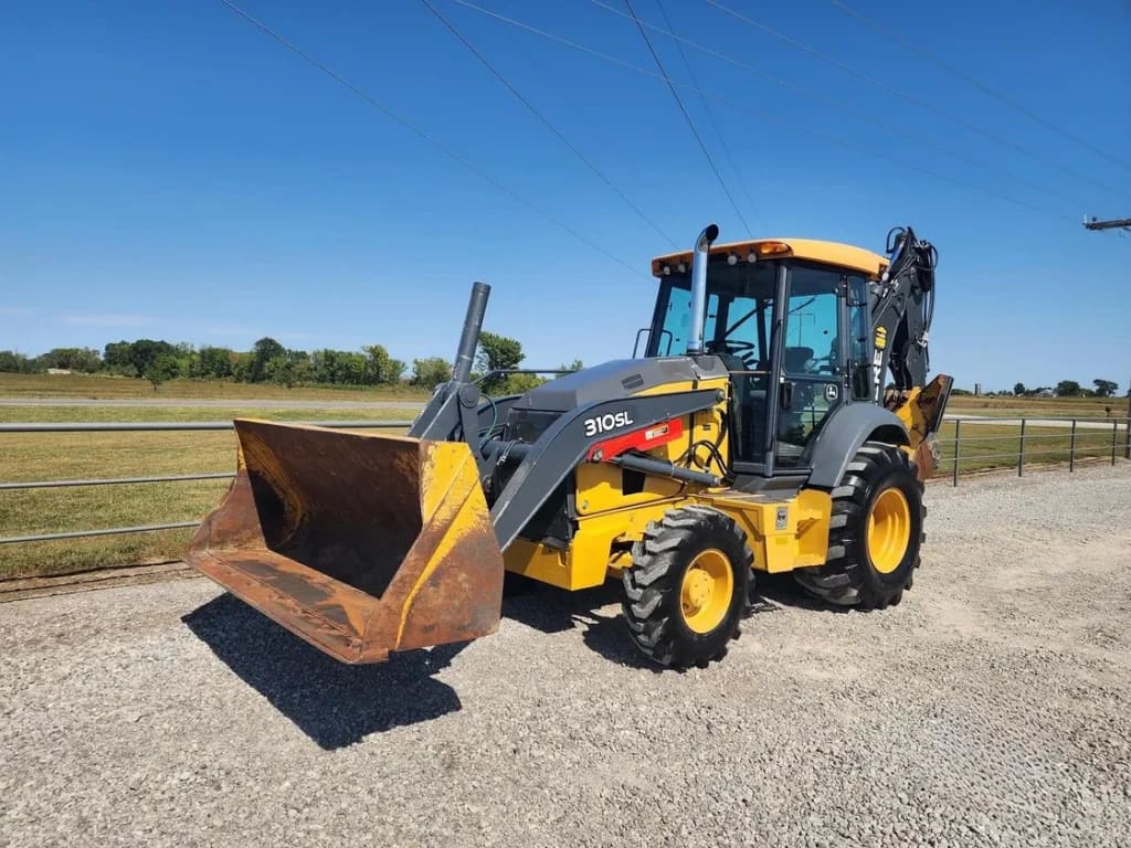 2019 John Deere 310SL listing photo