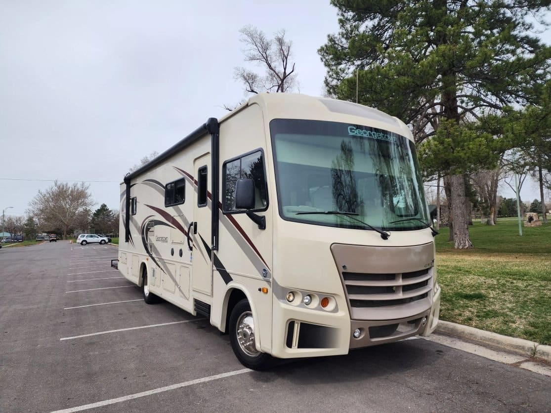 2019 Forest River Georgetown 30X3 listing photo