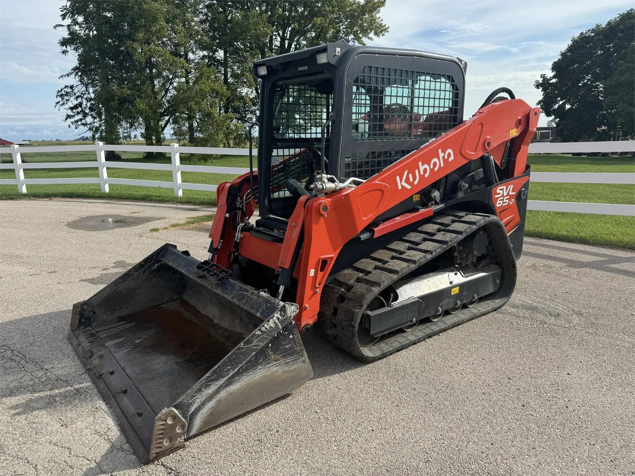 2022 Kubota SVL65-2 listing photo