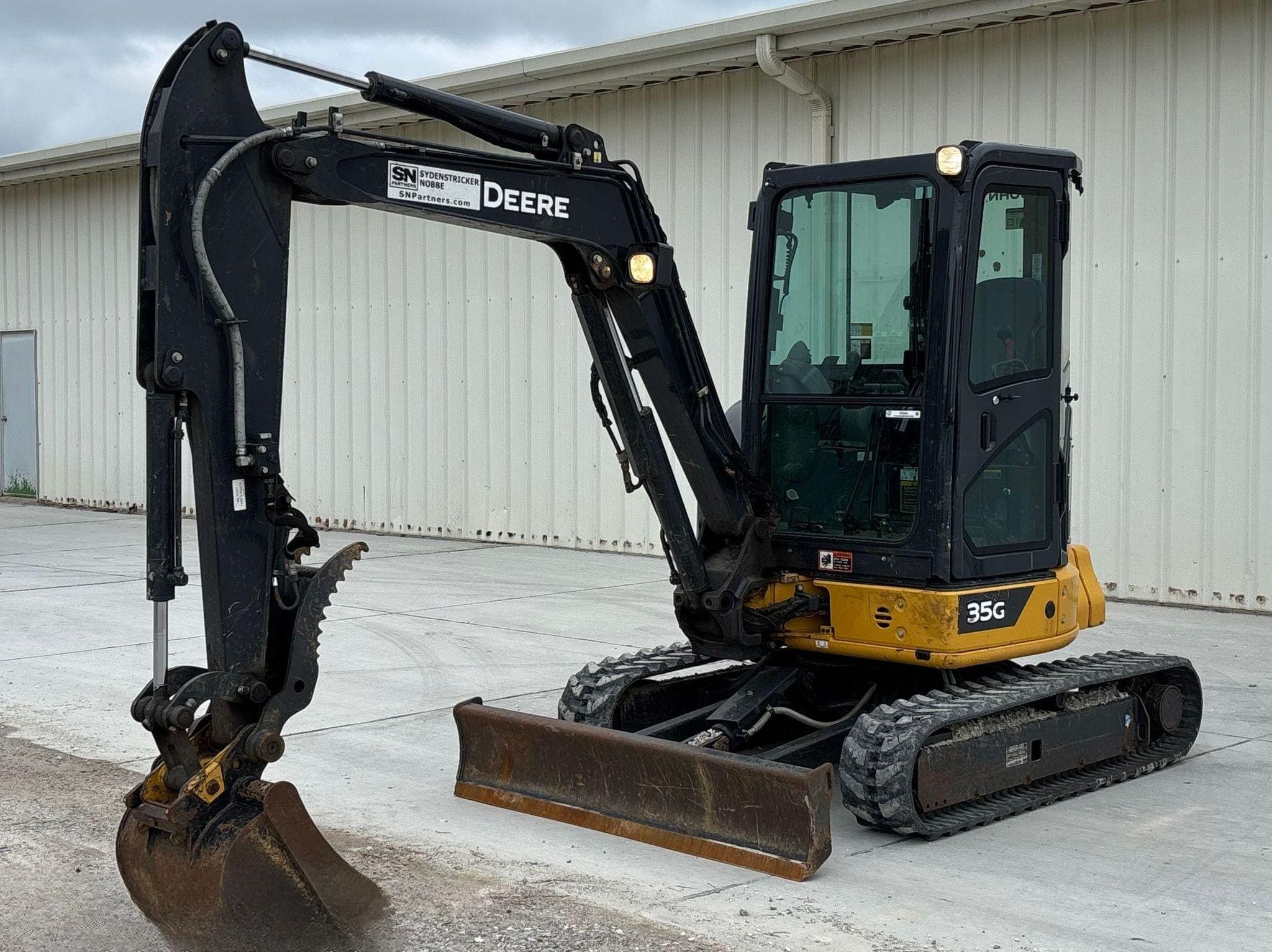 2021 John Deere 35G Mini Excavator listing photo