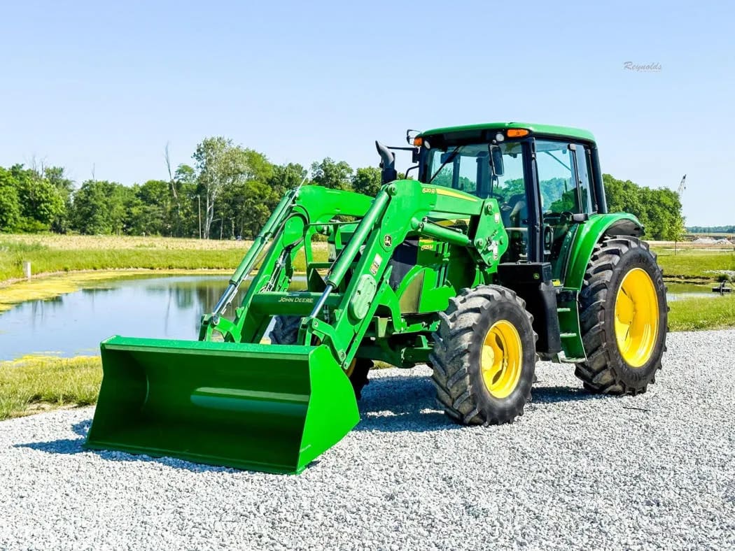 2014 John Deere 6125M Tractor listing photo