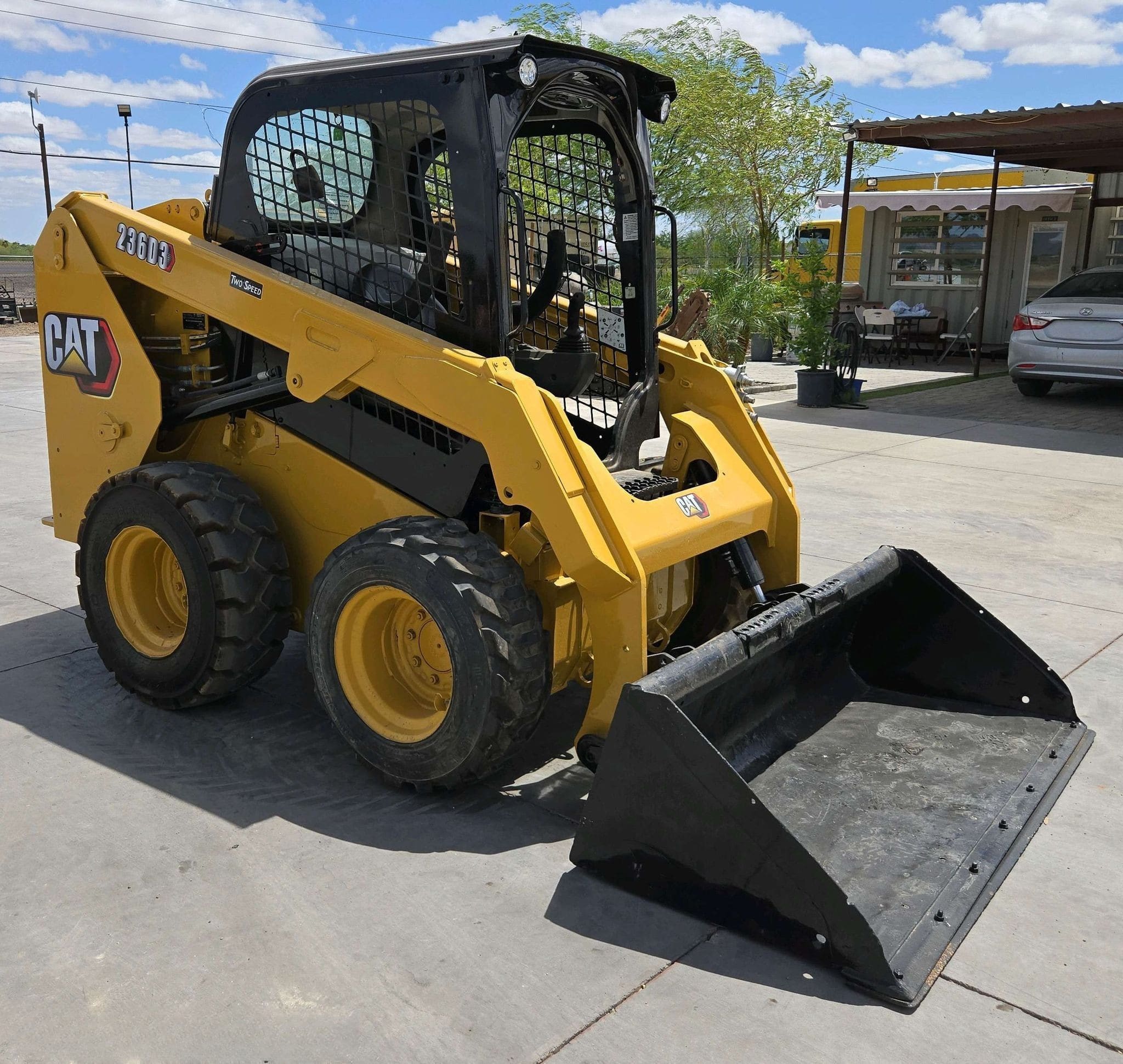 2019 Caterpillar 236D3 Skid Steer Loader listing photo