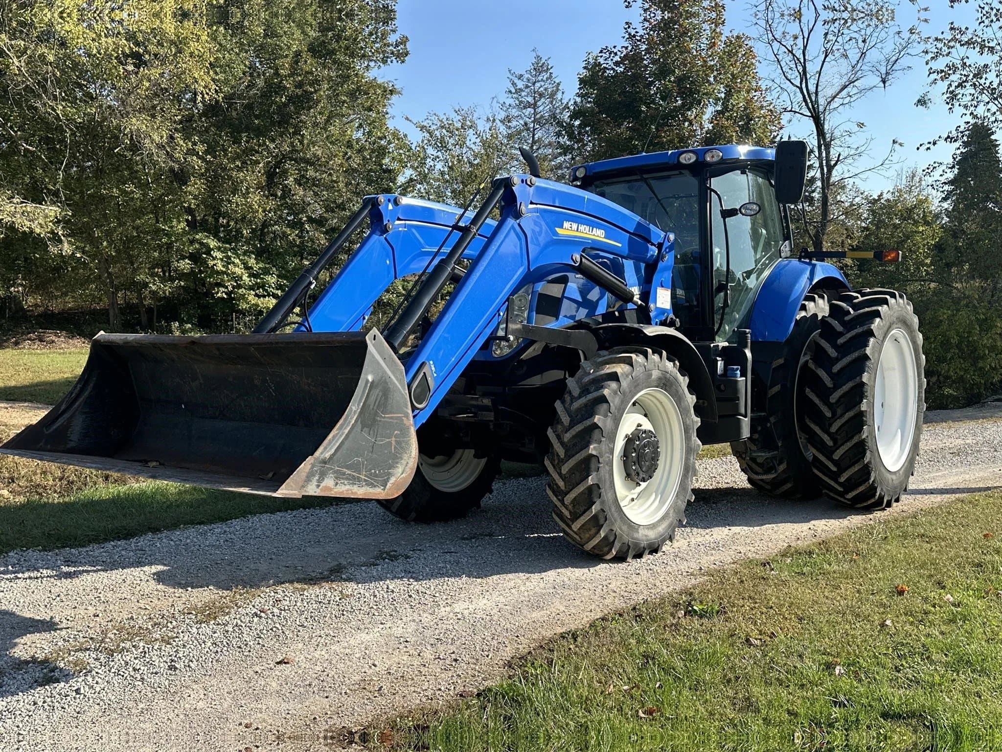 2014 New Holland T7.250 listing photo