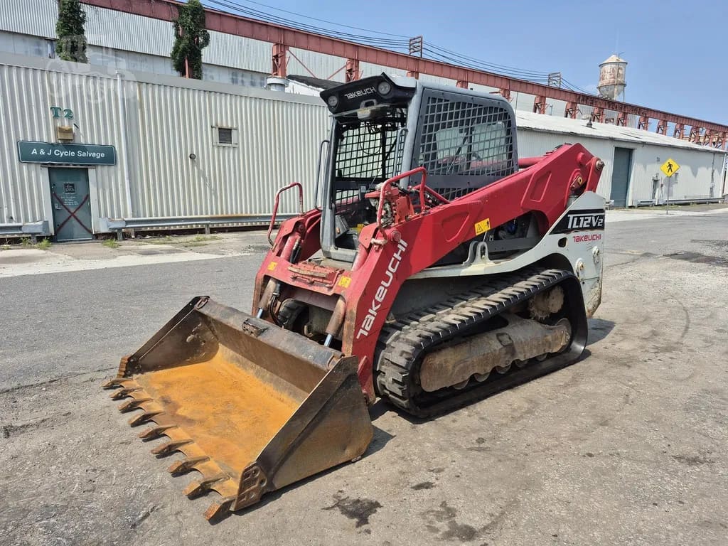2017 Takeuchi TL12R2 listing photo