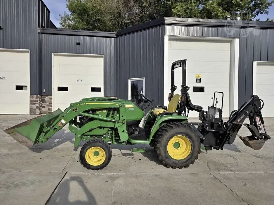 2018 JOHN DEERE 3033R listing photo — photo 1 of 20
