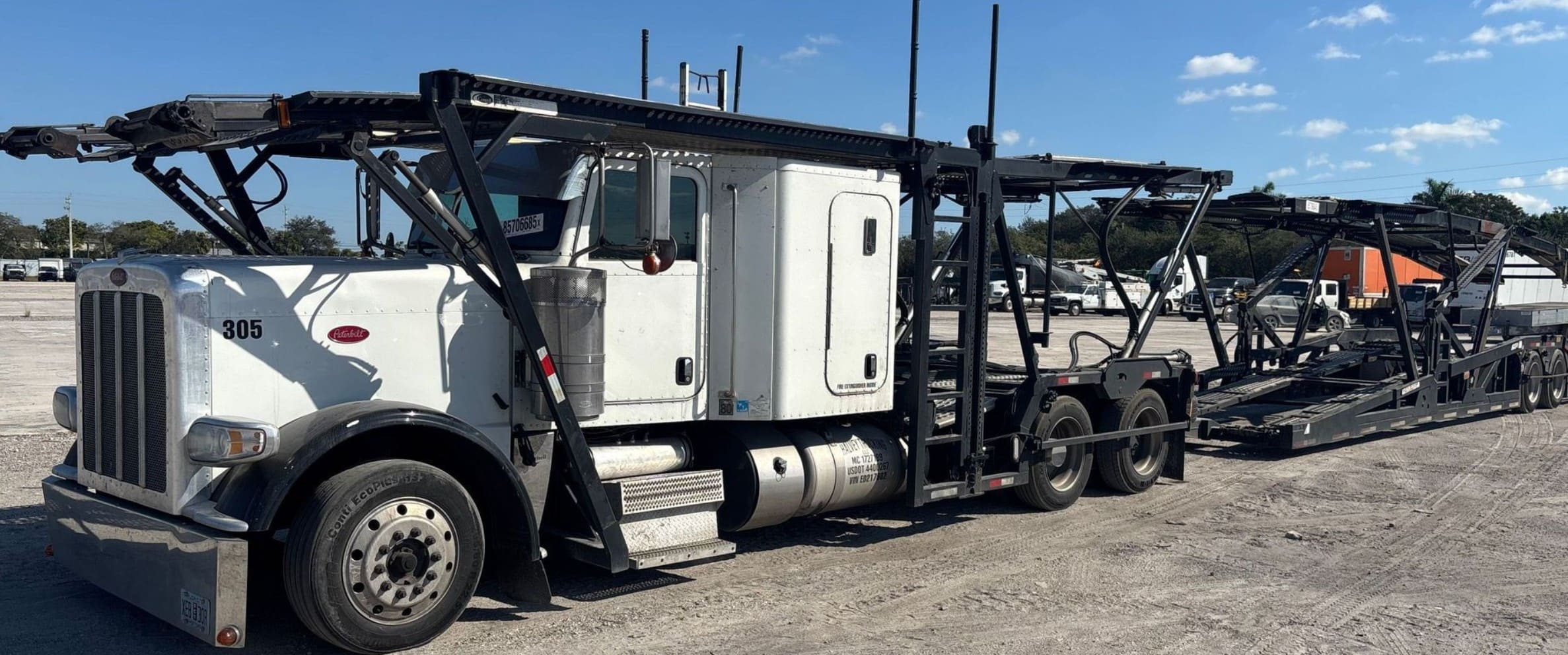 2014 Peterbilt 388 Car Carrier Truck + Trailer listing photo