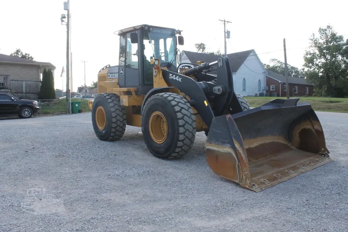2011 DEERE 544K listing photo — photo 1 of 23