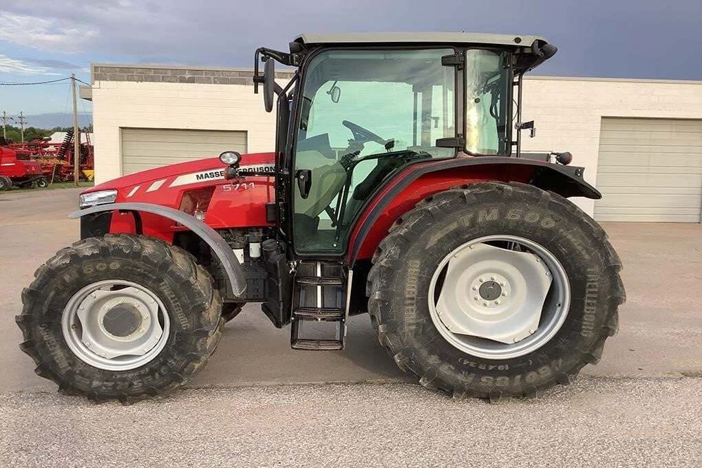 2018 Massey Ferguson 5711 listing photo