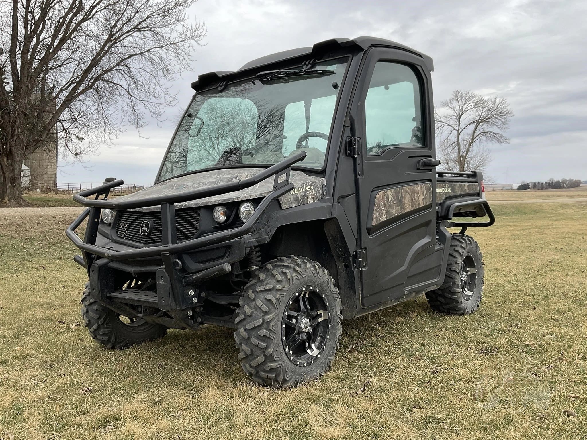 2021 John Deere Gator XUV 835R listing photo — photo 1 of 40
