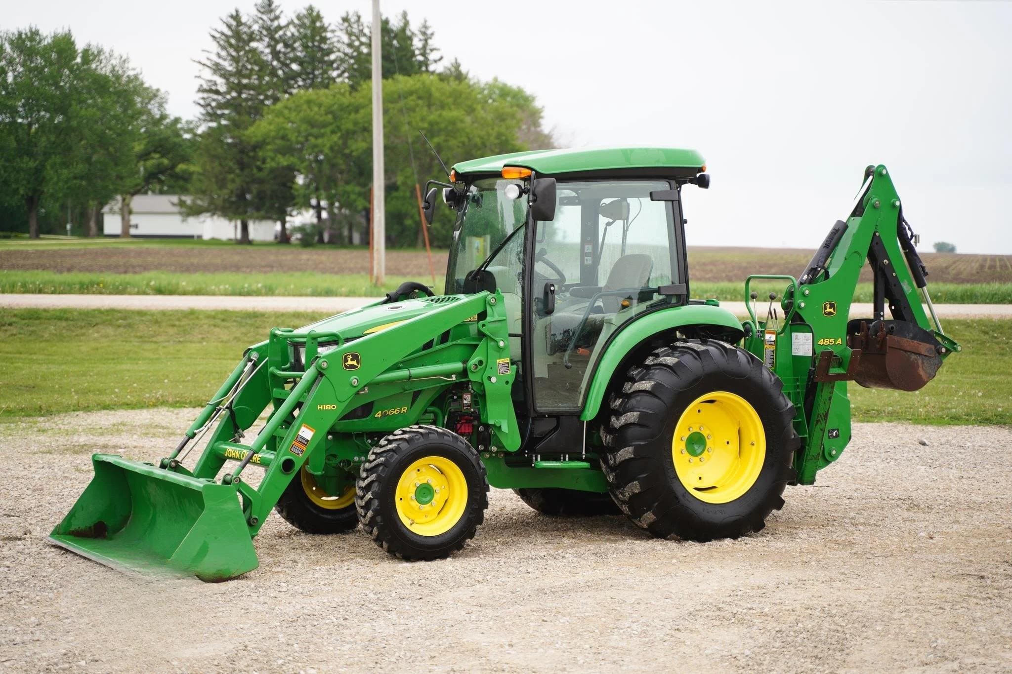 2015 John Deere 4066R Compact Utility Tractor w/ Attachments listing photo