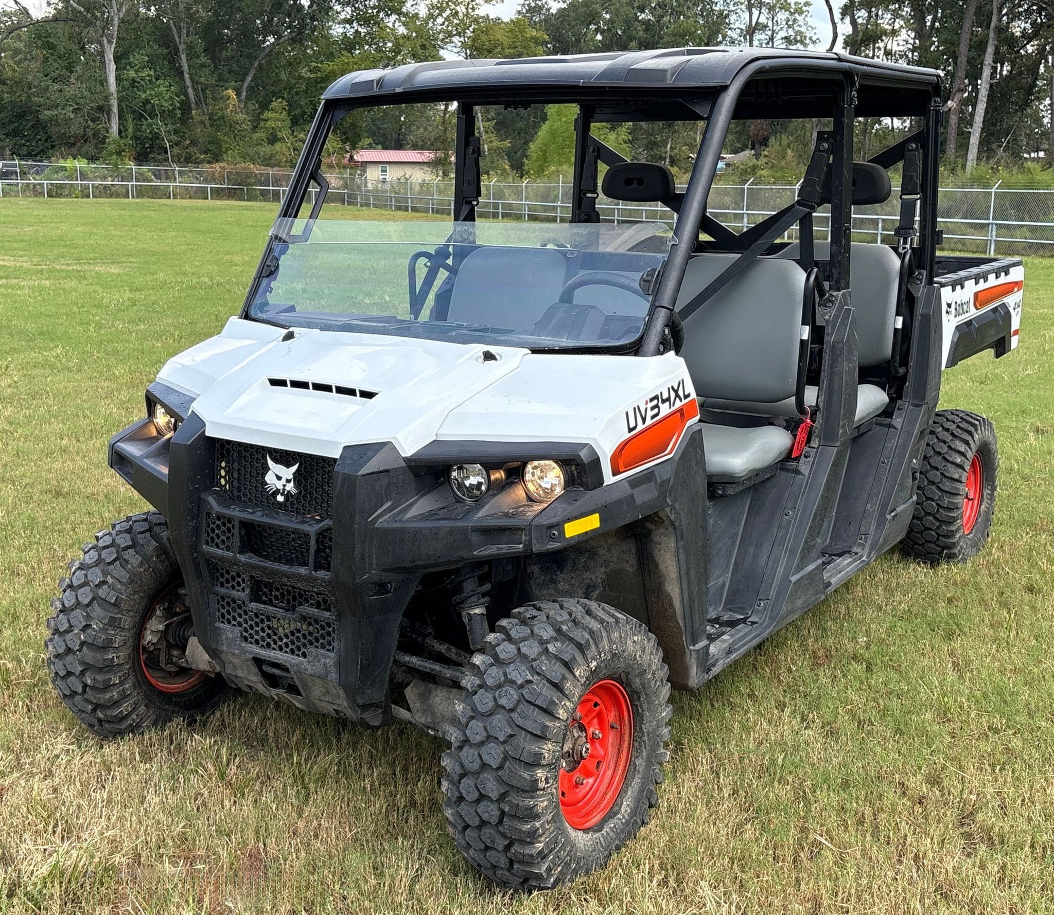 2024 Bobcat UV34XL listing photo