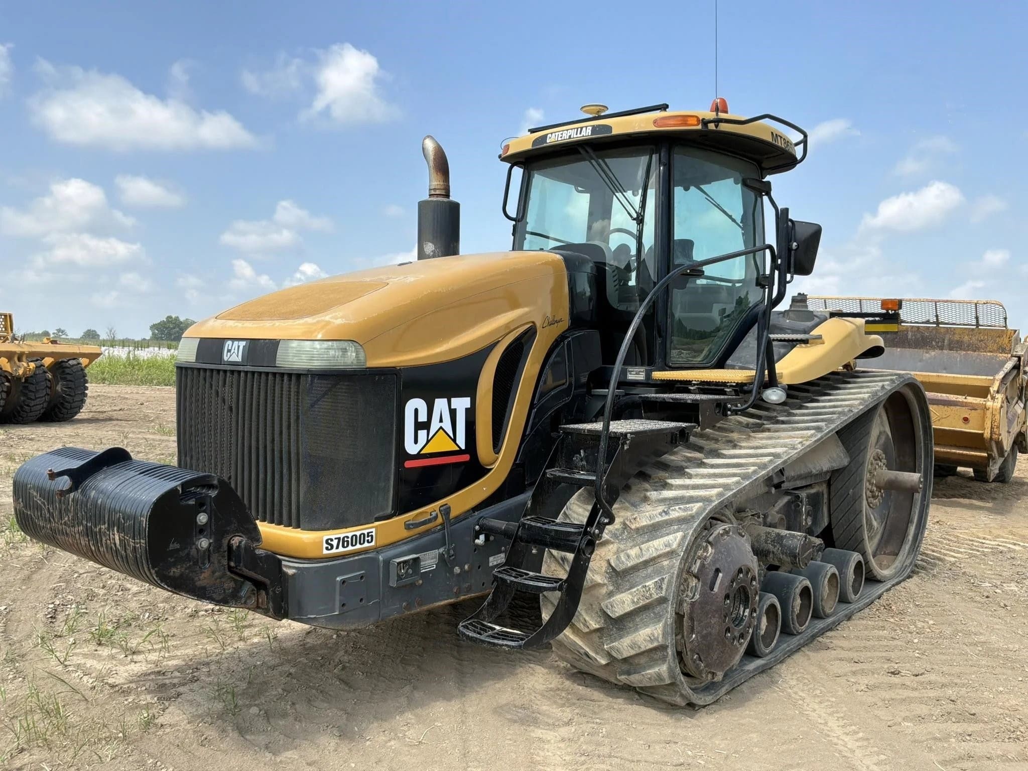 2005 Challenger MT865 listing photo