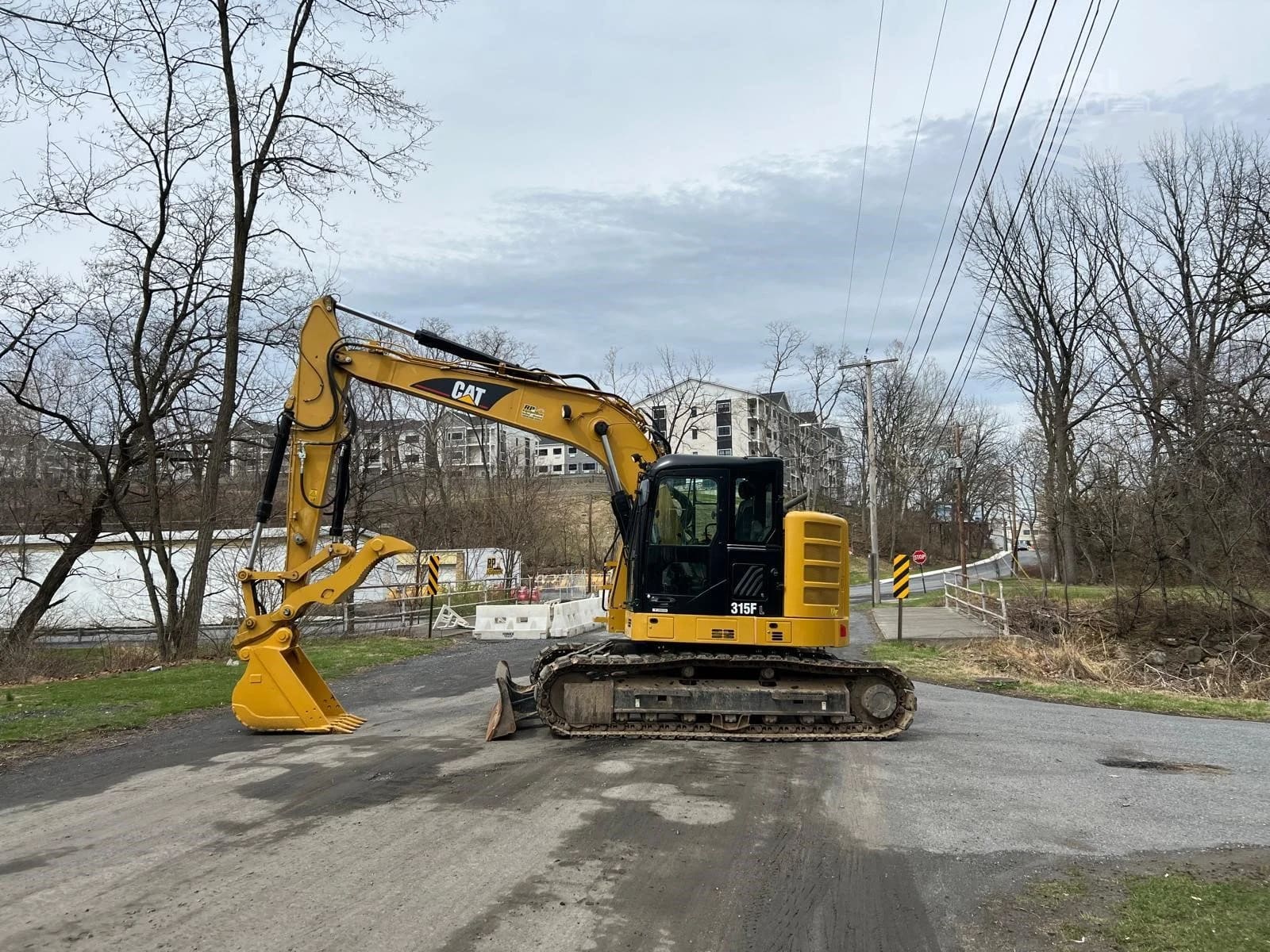 2018 Caterpillar 315F LCR Crawler Excavator listing photo
