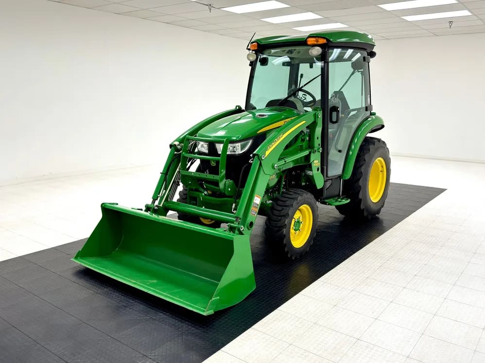 2017 John Deere 3039 R Compact Tractor listing photo