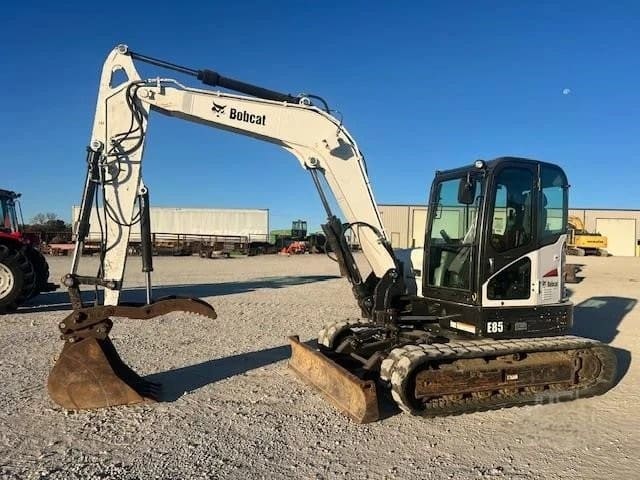 2013 Bobcat E85 listing photo