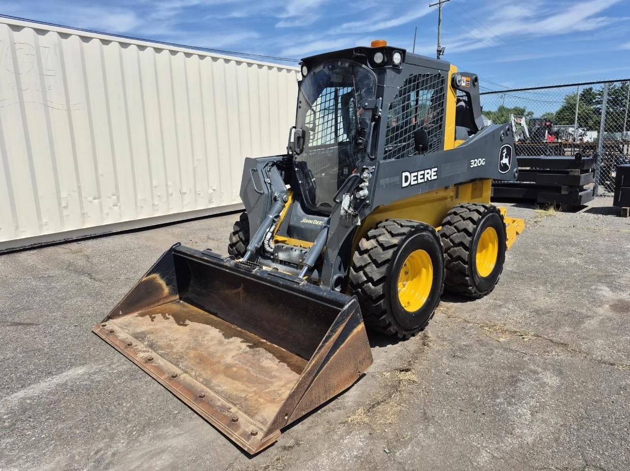 2021 DEERE 320G SKID STEER listing photo — photo 1 of 15