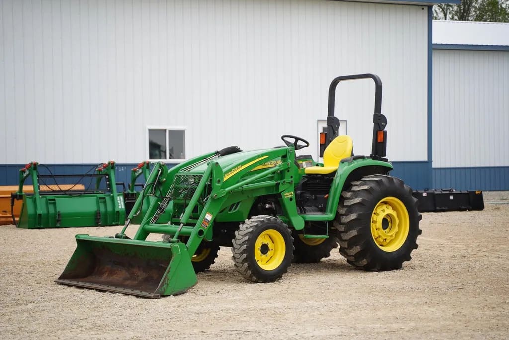 2012 John Deere 4720 listing photo