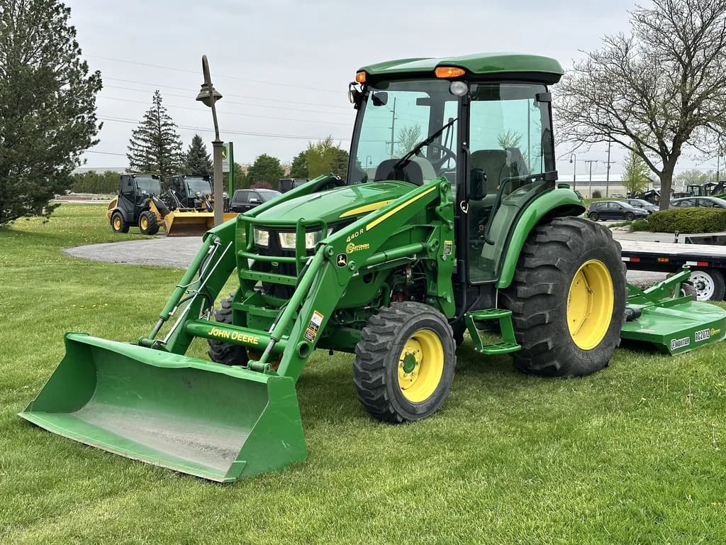 2020 John Deere 4052R listing photo