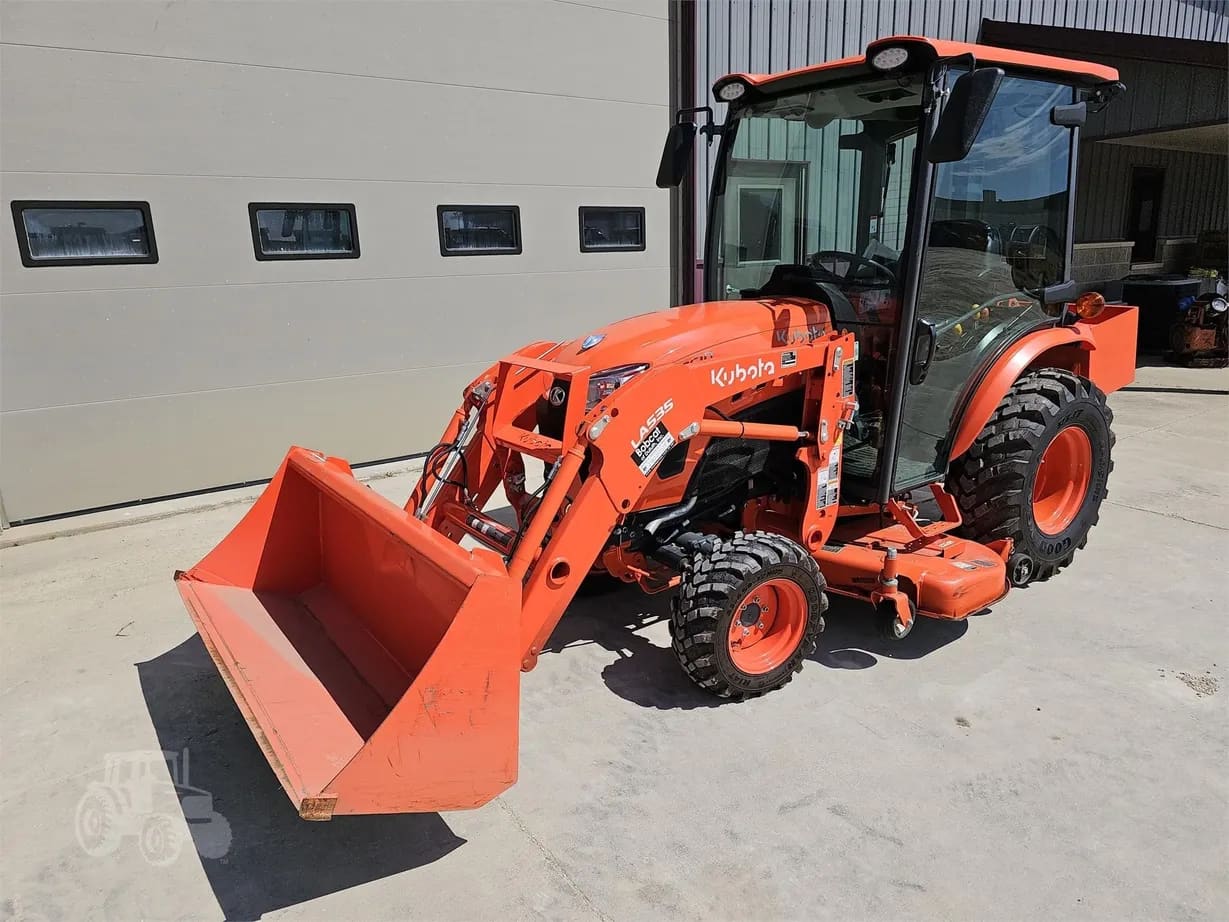 2022 KUBOTA LX261 listing photo