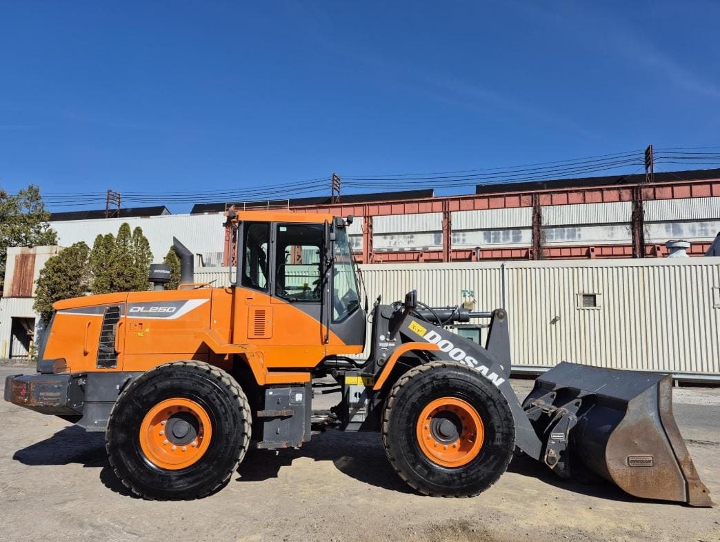 2020 Doosan DL250-5 Wheel Loader listing photo