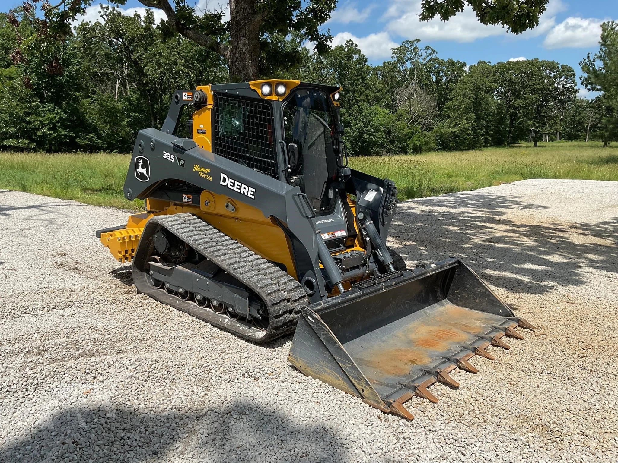 2025 John Deere 335 P-TIER listing photo
