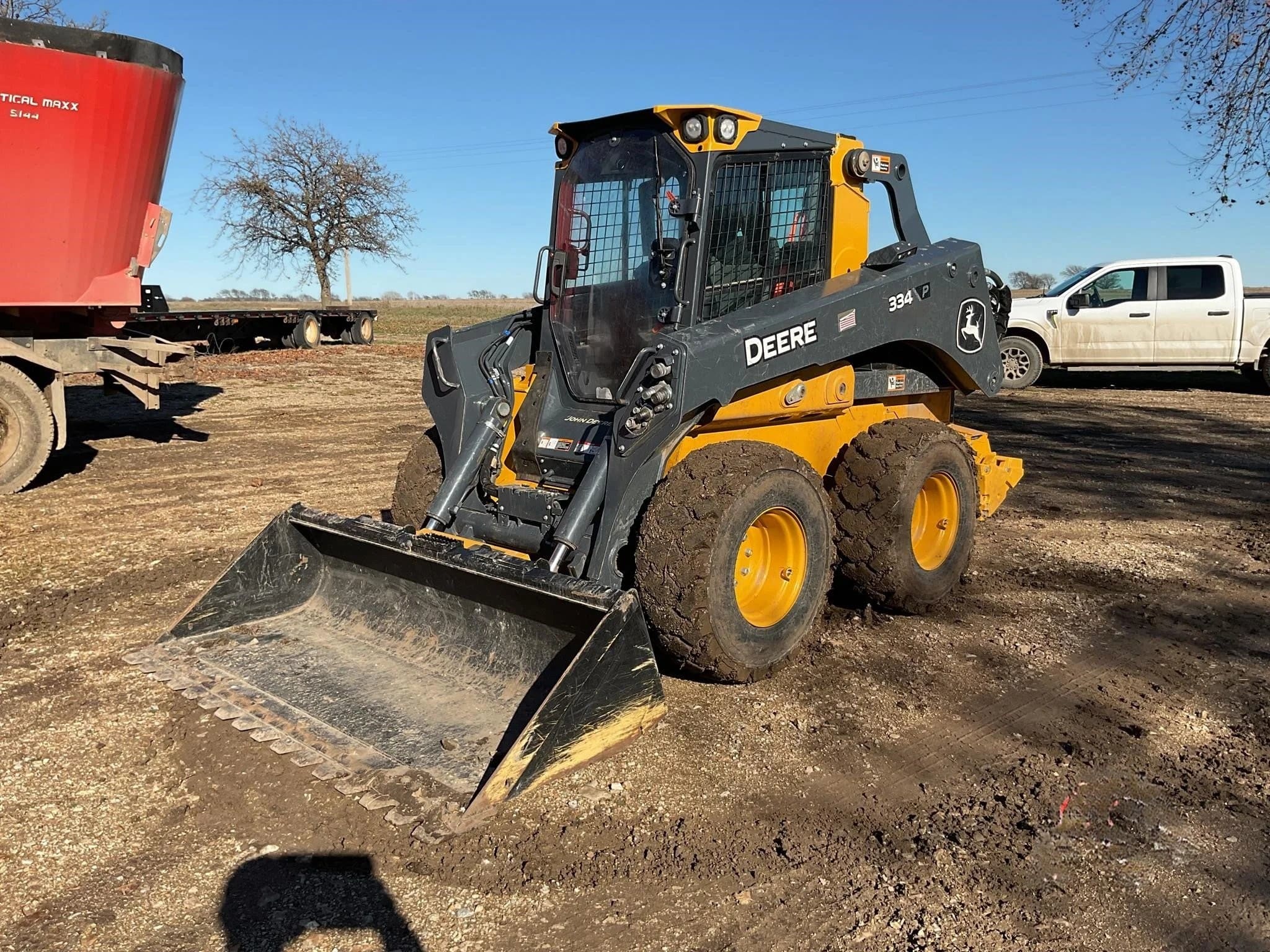 2024 John Deere 334 P-TIER listing photo