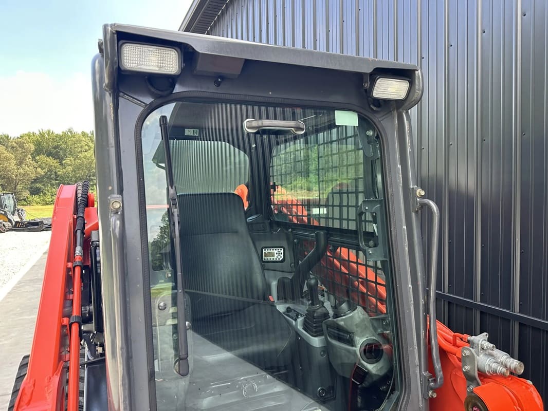 2016 Kubota SVL75-2 Track Skid Steers | Caterpillar Waco Equipment ...