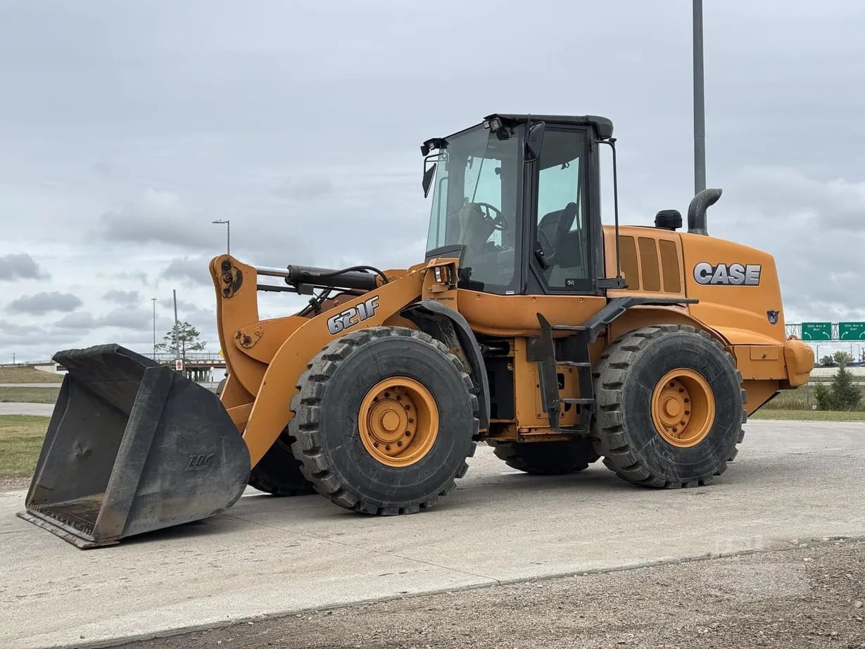 2014 CASE 621F listing photo — photo 1 of 21