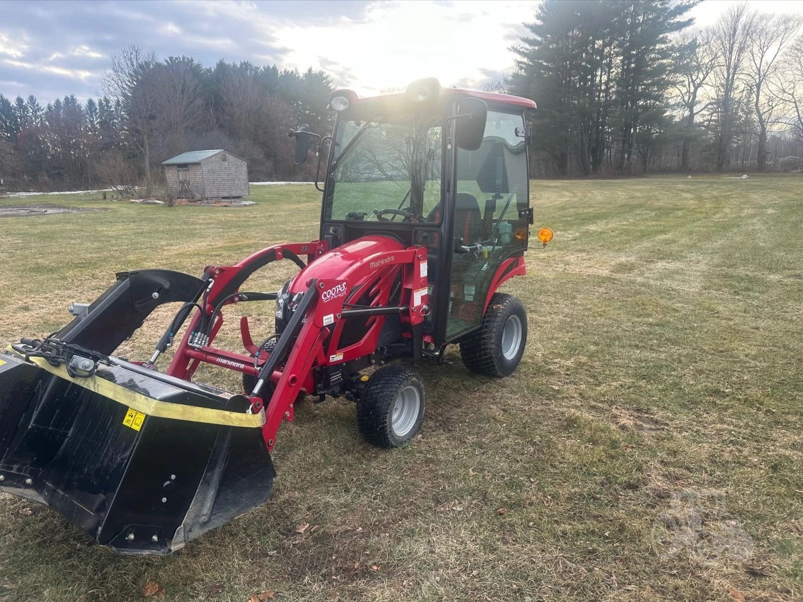 2023 Mahindra eMax 20S HST listing photo