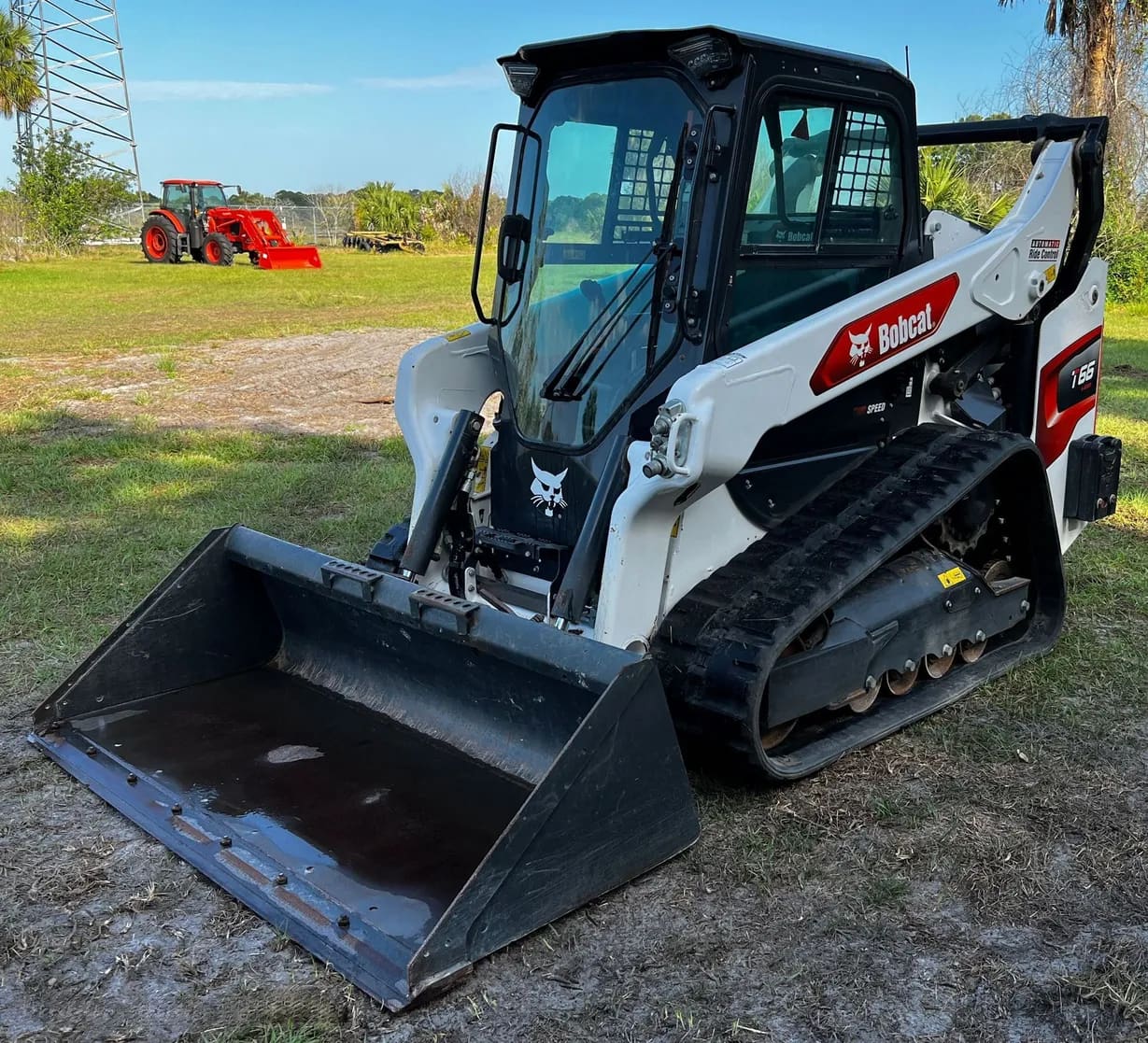 2022 Bobcat T66 listing photo