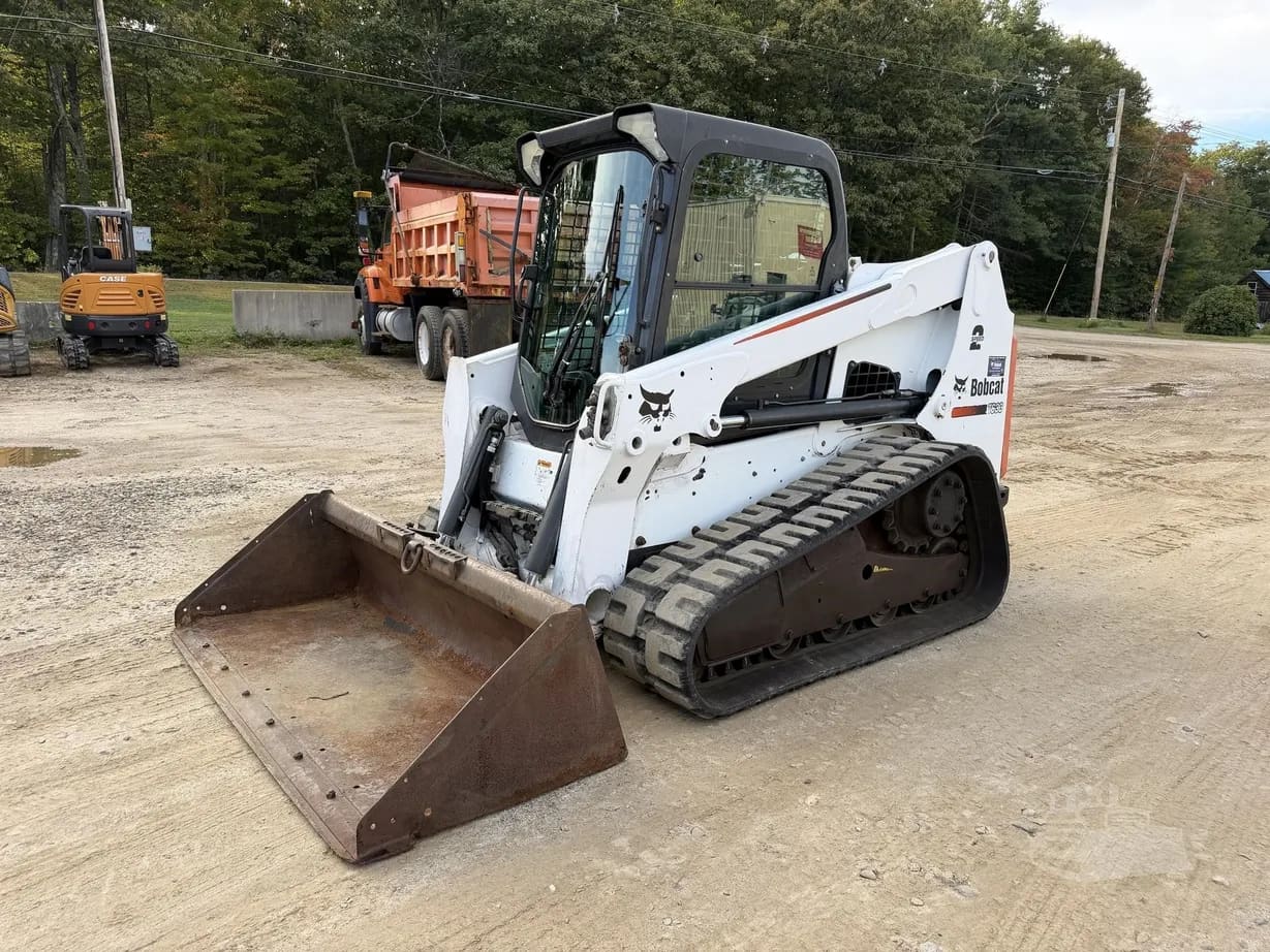2015 BOBCAT T630 listing photo — photo 1 of 18