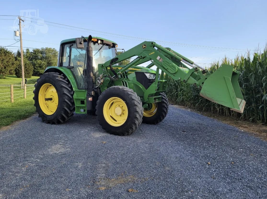 2015 JOHN DEERE 6125M listing photo — photo 1 of 18