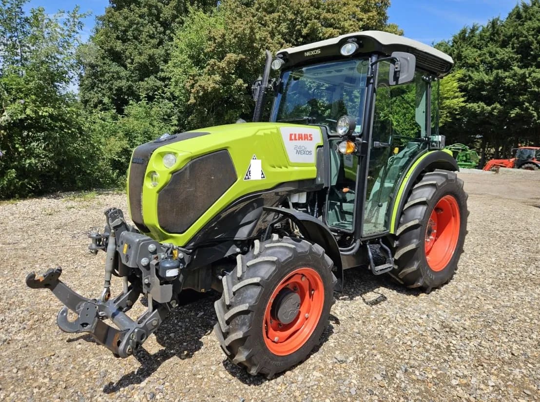 2021 Claas Nexos 240F listing photo