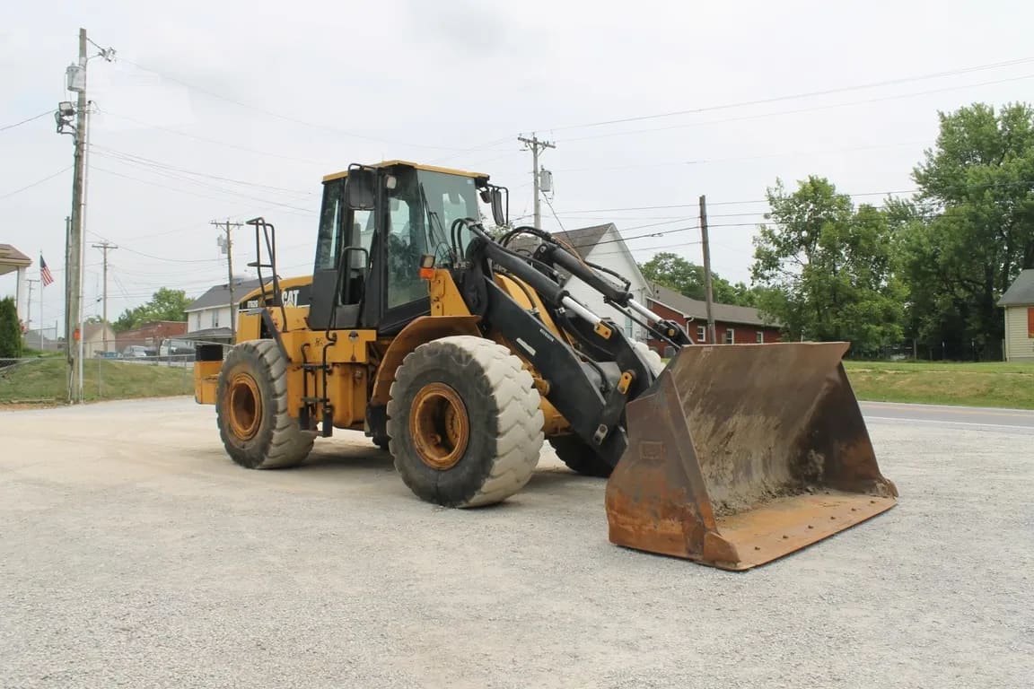 2002 CATERPILLAR IT62G listing photo — photo 1 of 19