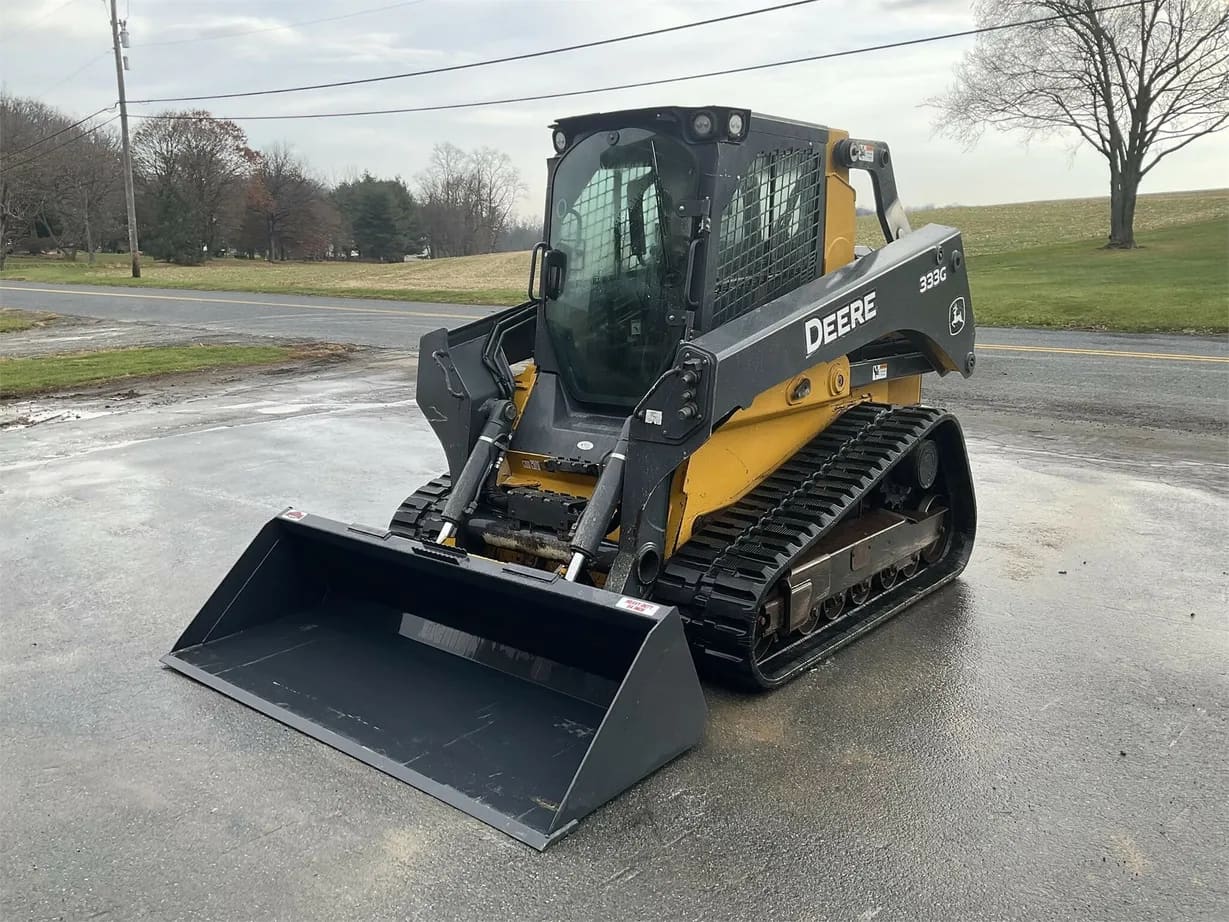 2016 John Deere 333G Track Skid Steer listing photo — photo 1 of 23