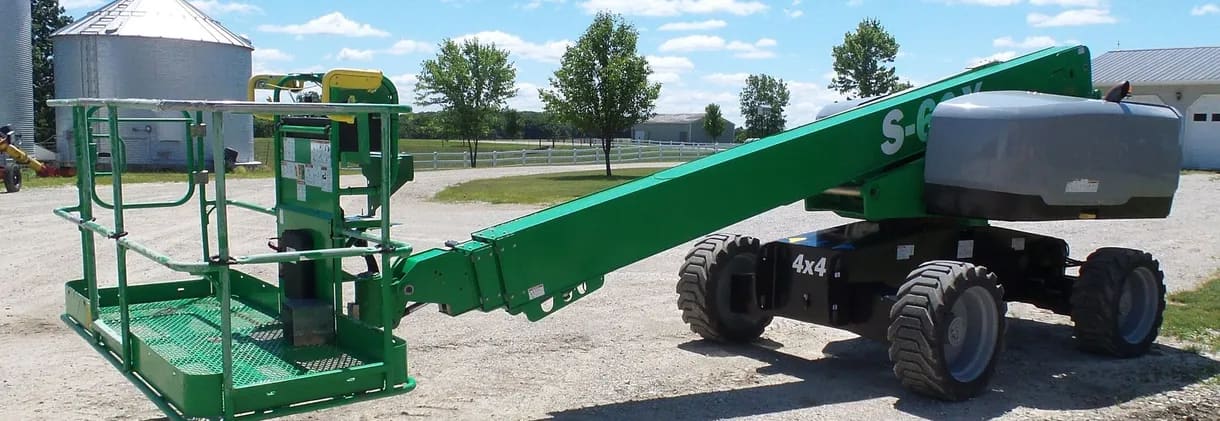 2018 Genie S-60X boom lift listing photo