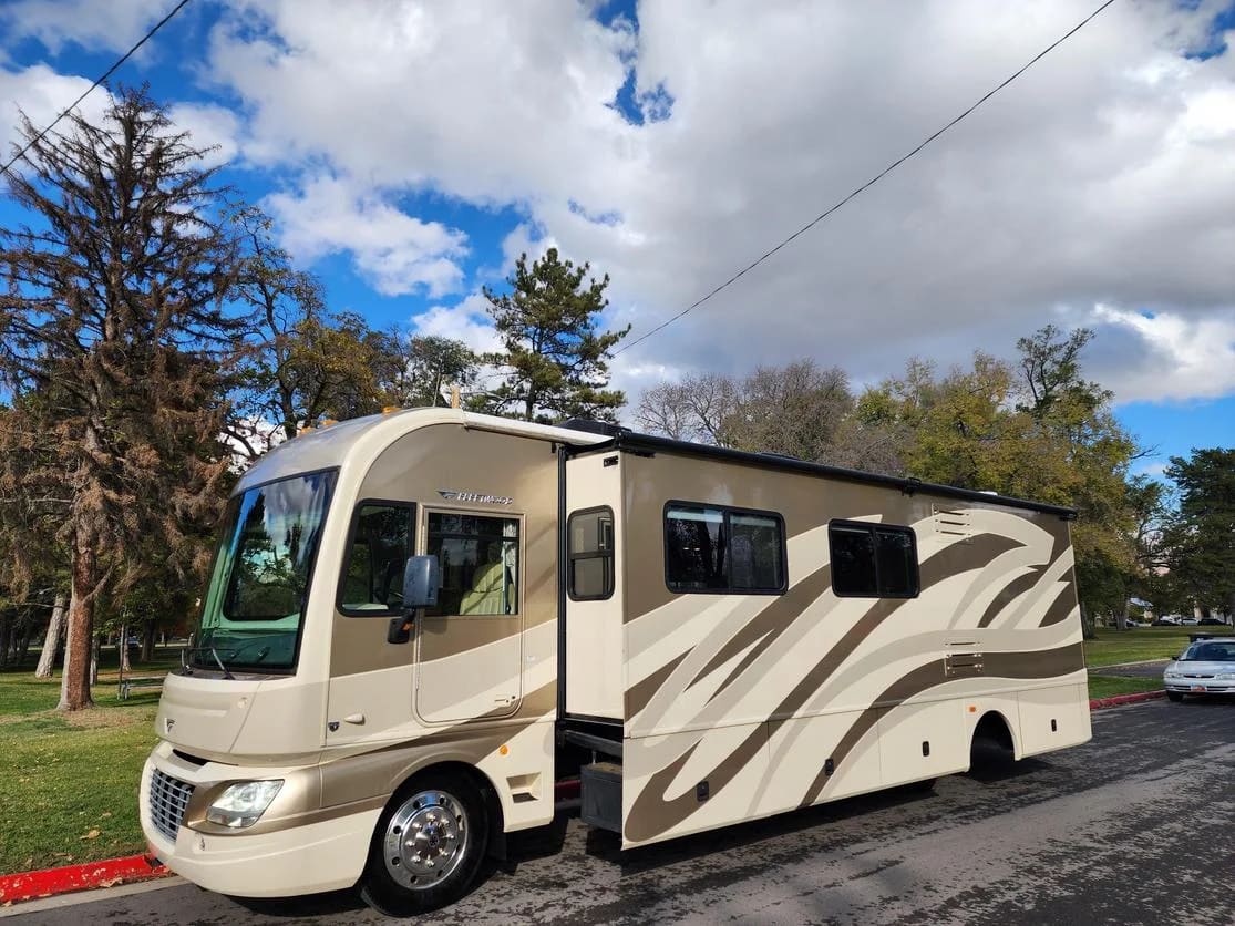 2009 Fleetwood Southwind 36D listing photo